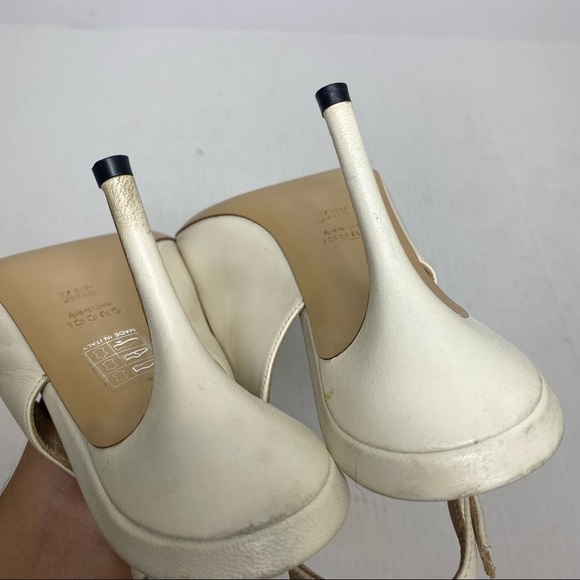Gucci White Peep Toe Sling Back Heels sz 39.5 - Picture 12 of 13